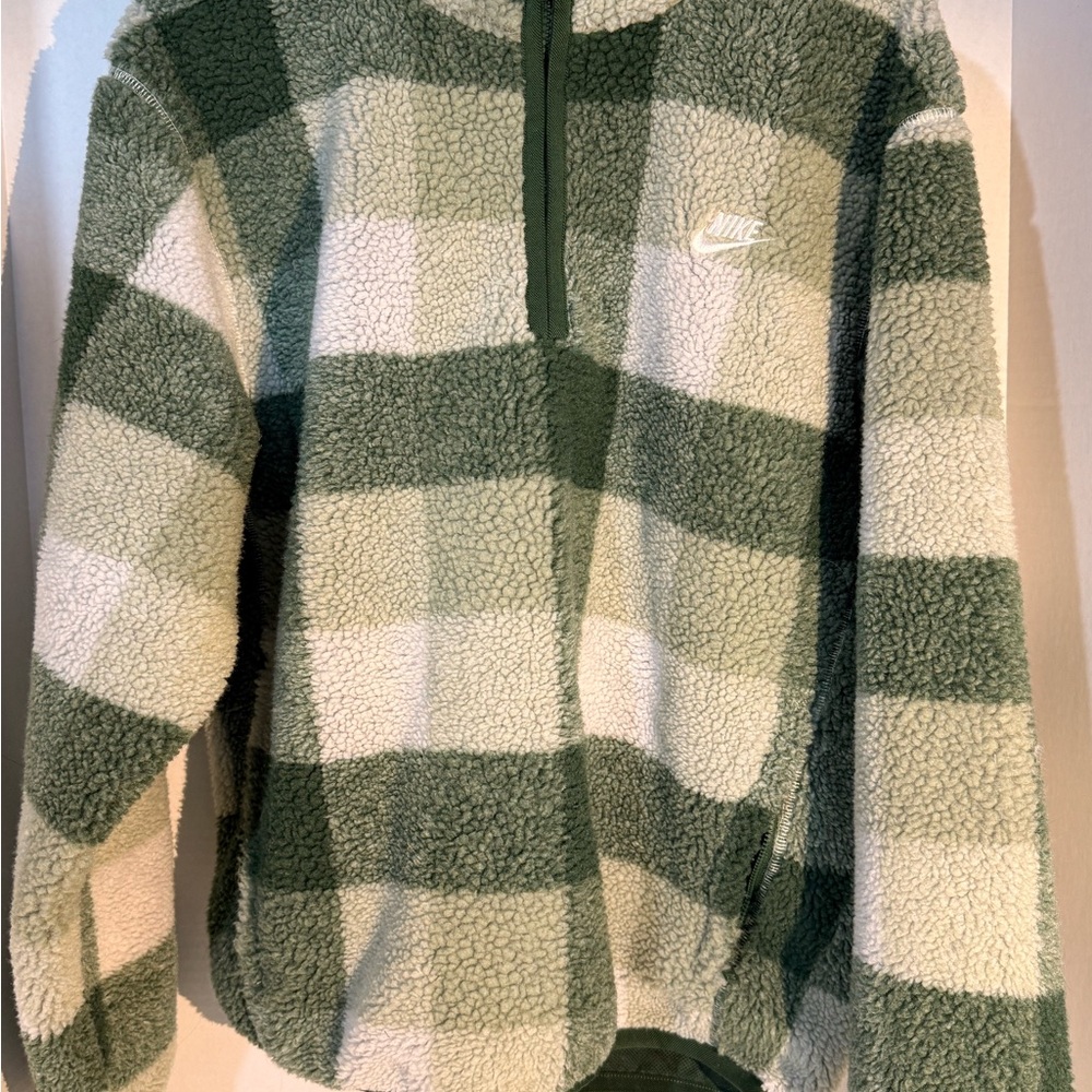 Nike Club Men's Winterized Half-Zip Green